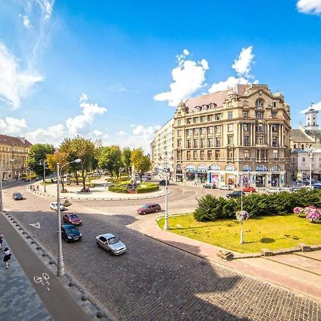 Апартаменти З Балконом На Центр Львова Lviv Exterior foto
