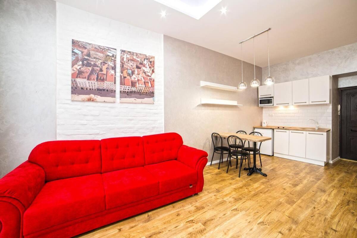 Апартаменти З Балконом На Центр Львова Lviv Exterior foto