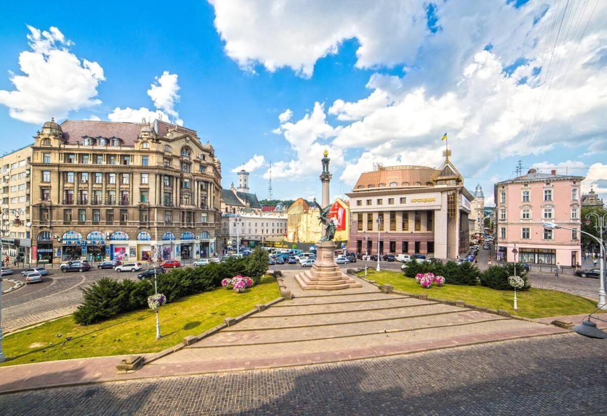 Апартаменти З Балконом На Центр Львова Lviv Exterior foto